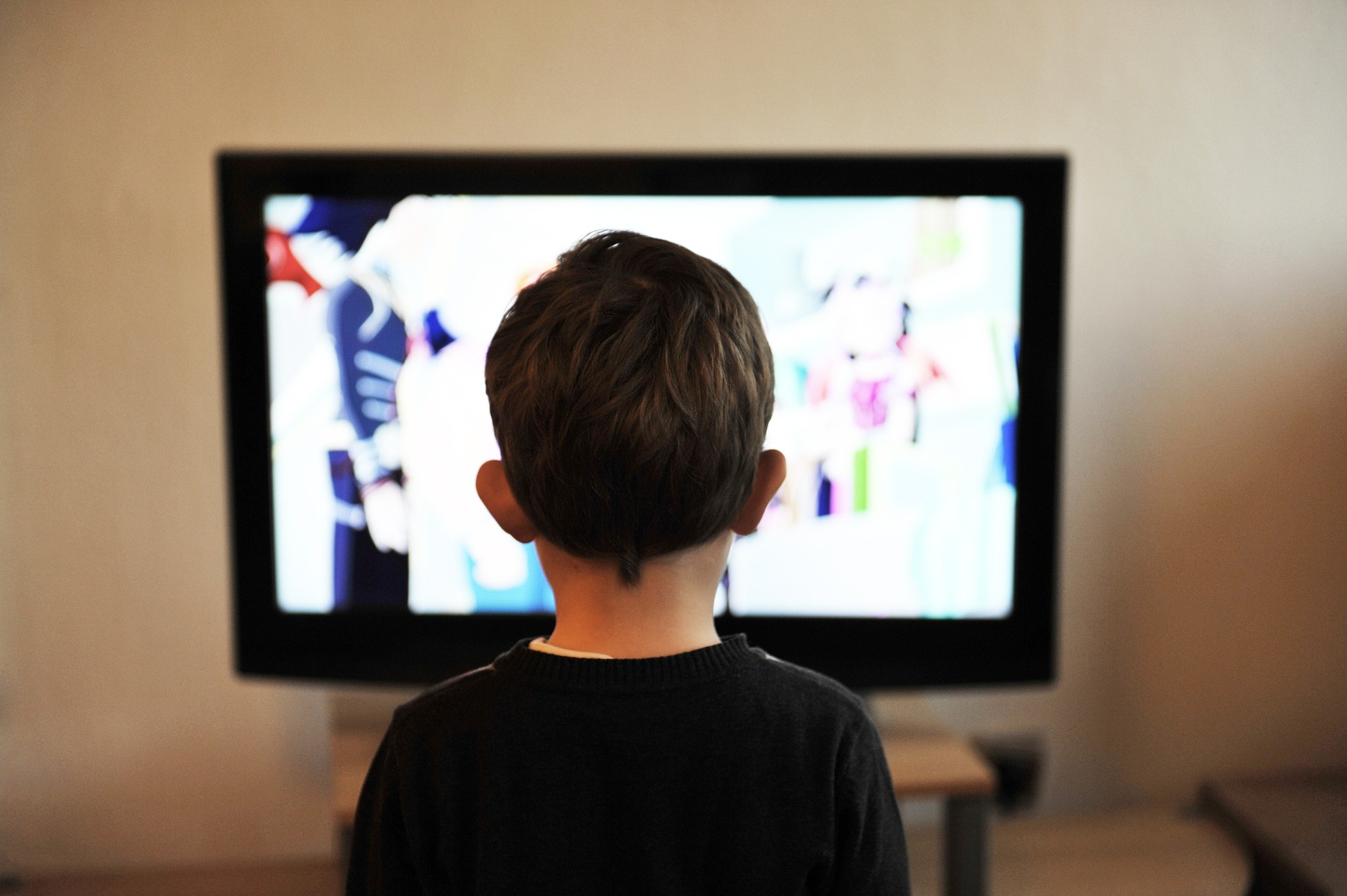 You Are What You Watch? The Social Effects of TV - Free Teens Youth - Changing Minds, Transforming Lives